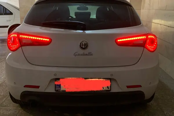 آلفارومئو، جولیتا