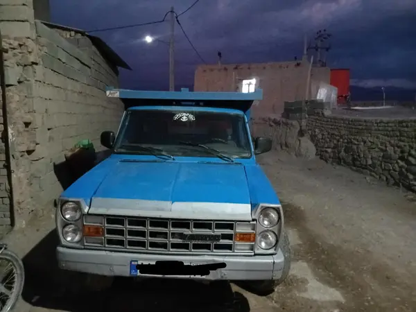 زامیاد، وانت نیسان