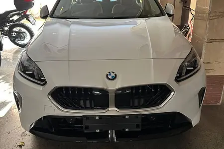 ب ام و سری 2 گرن کوپه