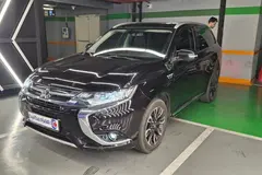 میتسوبیشی، اوتلندر PHEV