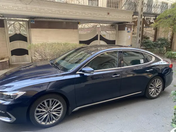 هیوندای، آزرا (گرنجور)