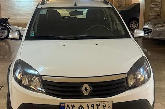 رنو، ساندرو استپ وی