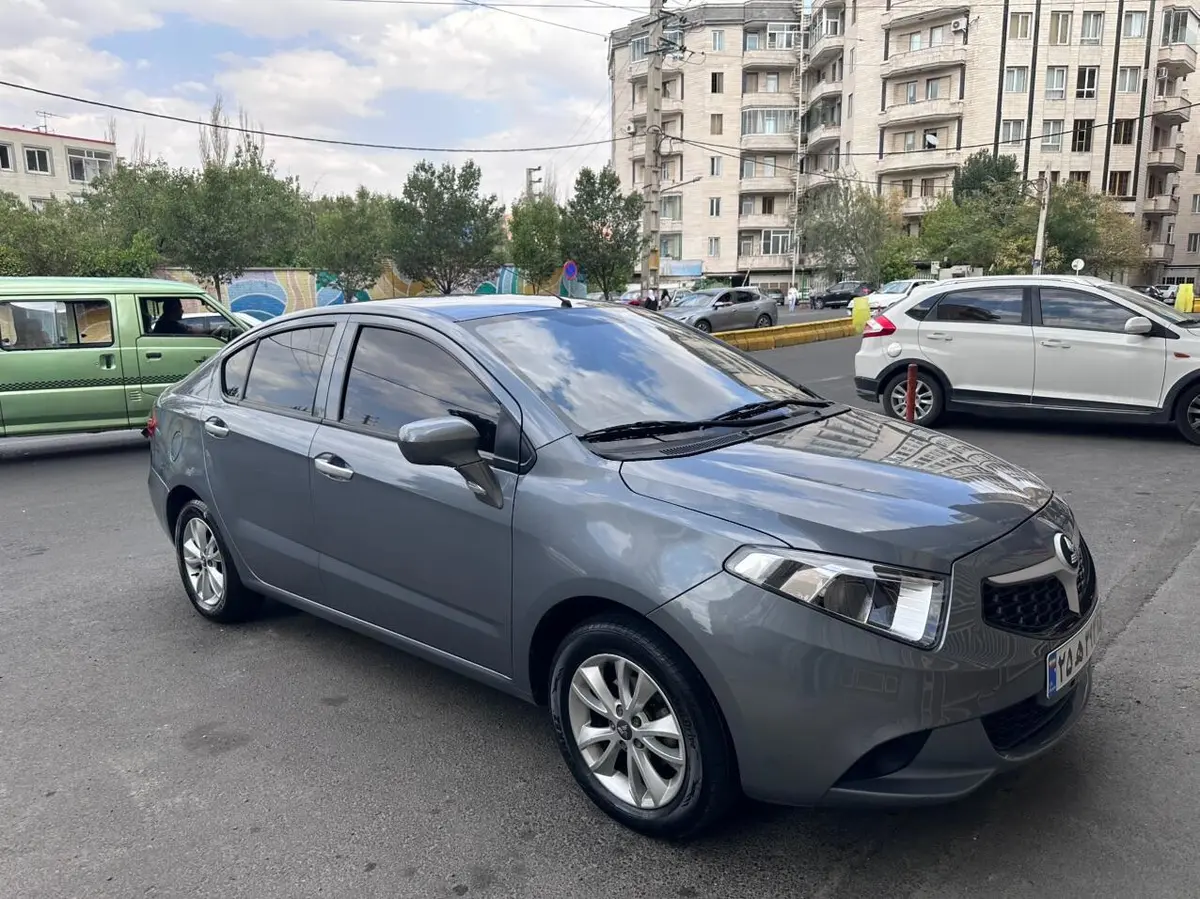 برلیانس،  H230