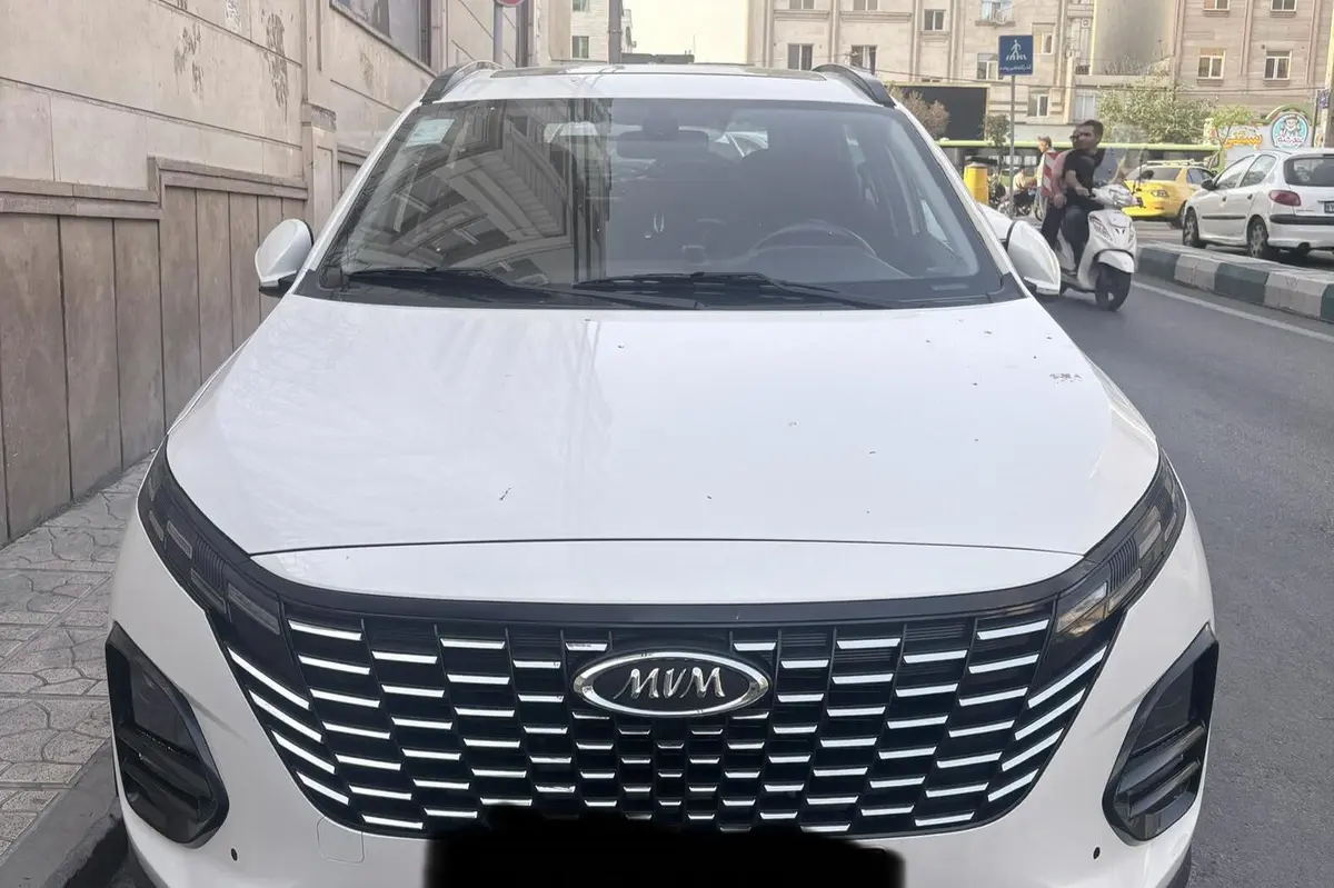 ام وی ام  X33 کراس