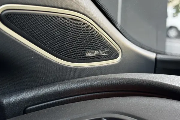 فولکس، آی دی یونیکس