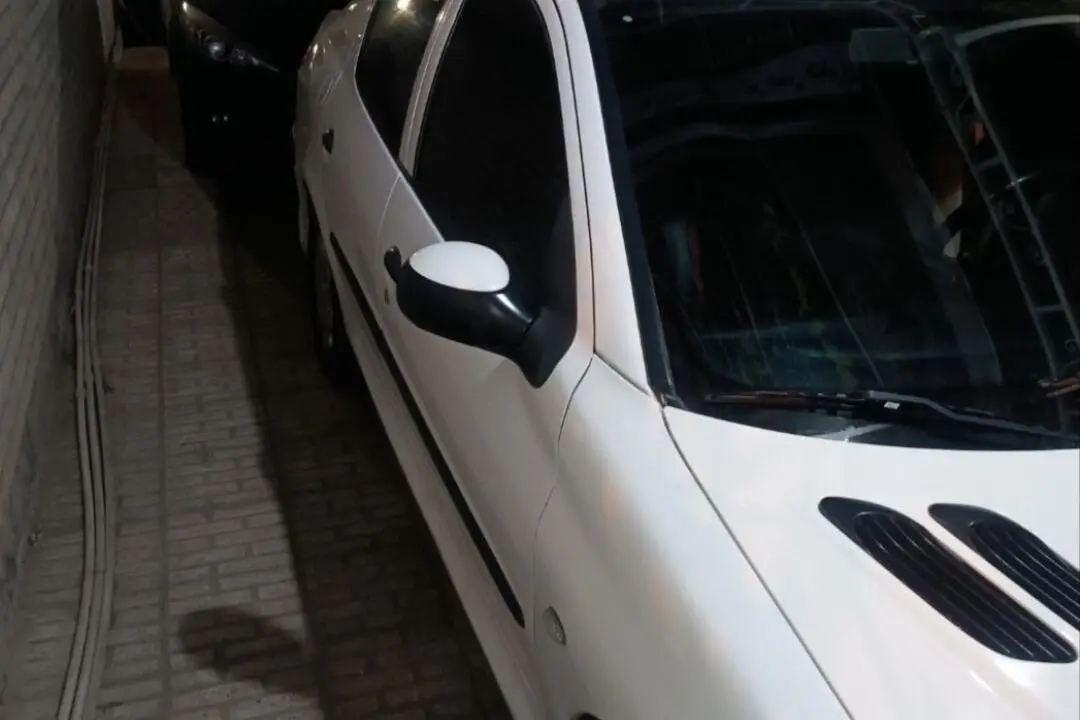 پژو  206 SD