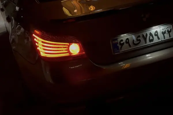 ب ام و  سری 5 سدان