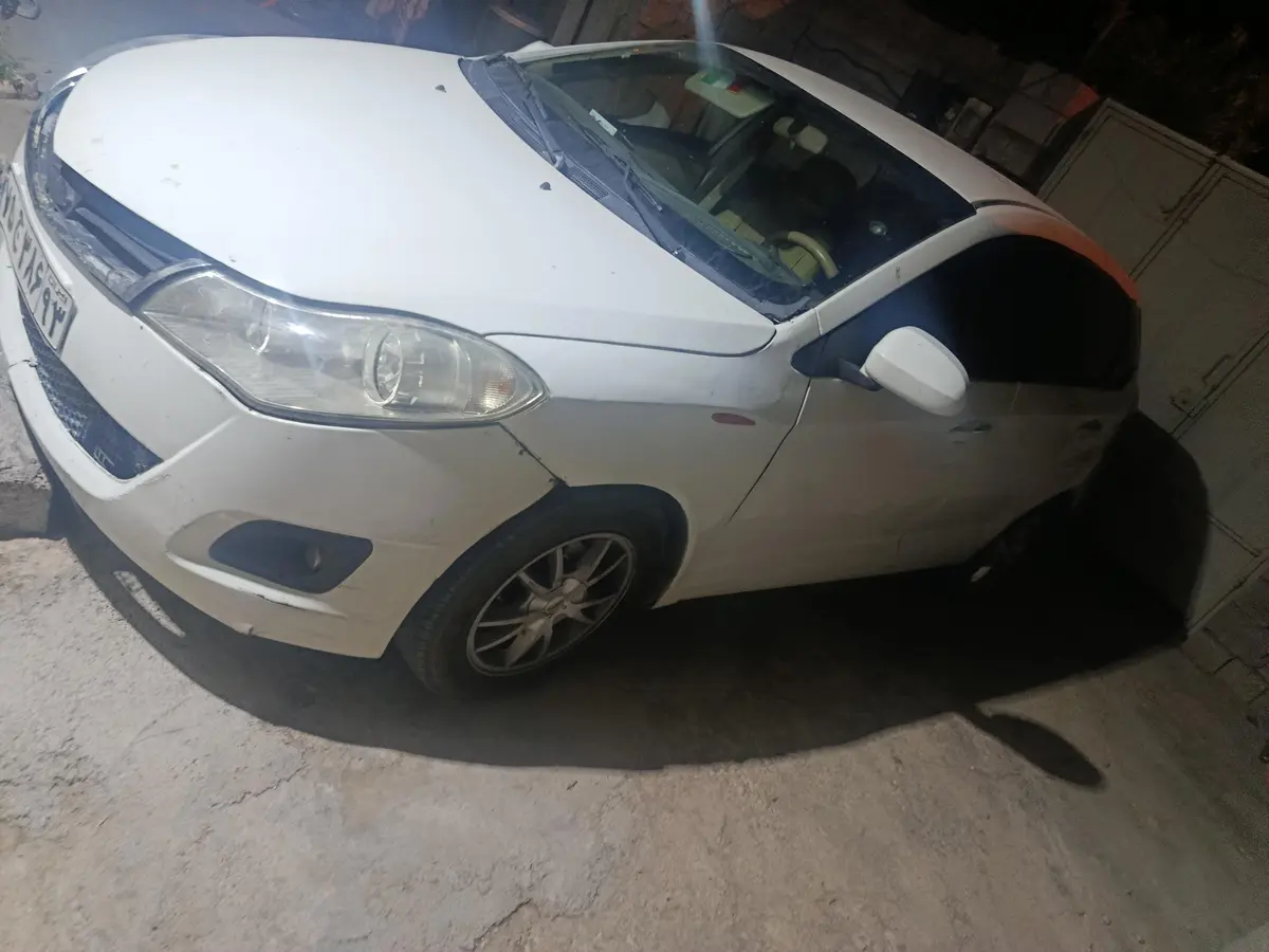 ام وی ام،  315هاچ بک