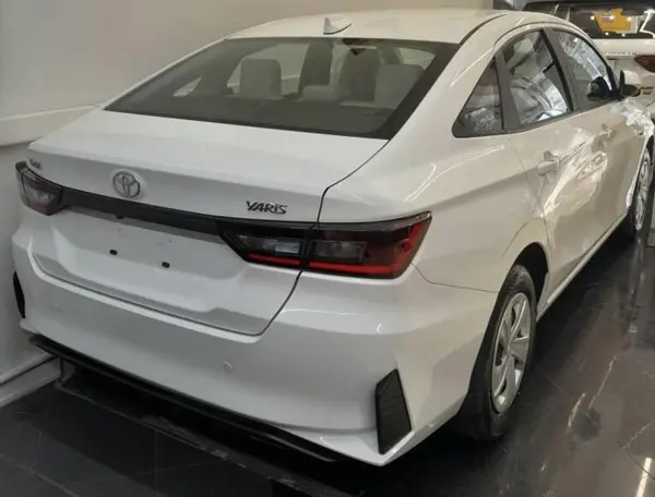 تویوتا، یاریس صندوق دار