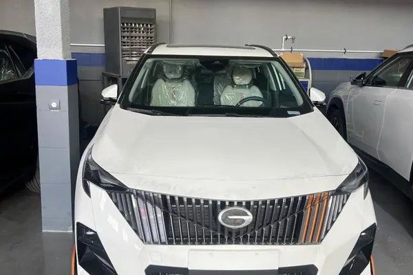جی ای سی  GS3 Emzoom