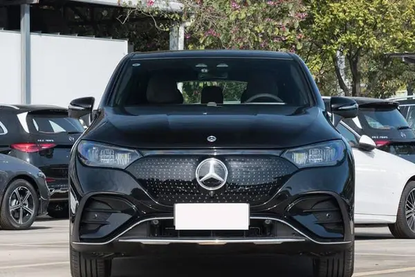 بنز  EQE SUV
