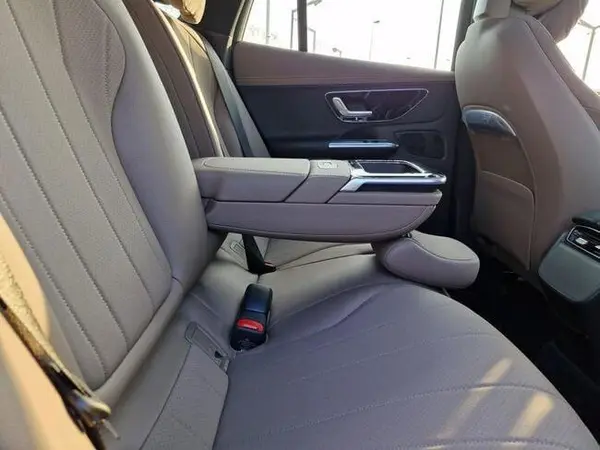بنز  EQE SUV