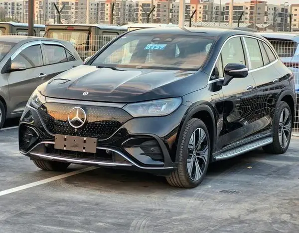 بنز  EQE SUV