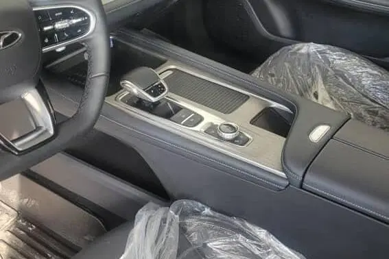 فونیکس،  آریزو 8 (Z8)