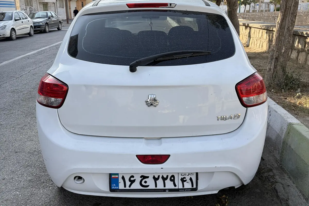 تیبا،  هاچ بک