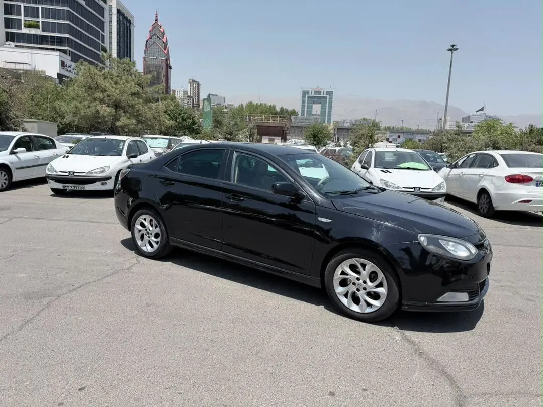 ام جی،  6