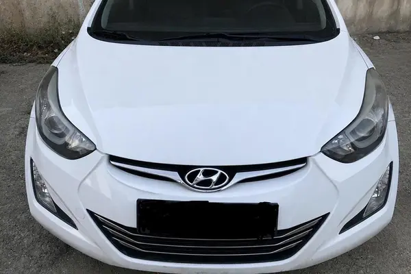هیوندای  النترا