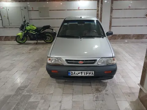 پراید، صندوق دار