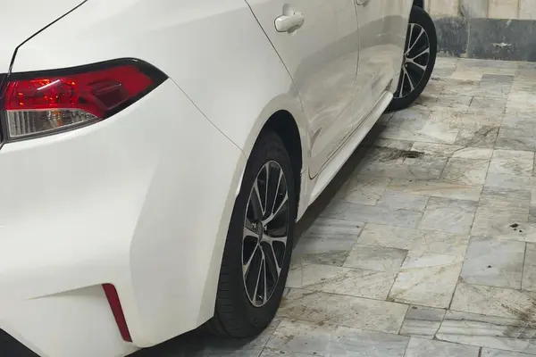 تویوتا، لوین هیبرید