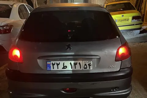 پژو، 206