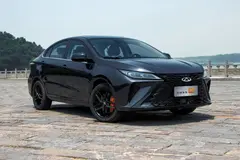 فونیکس، آریزو 6 جی تی (Z6 GT)