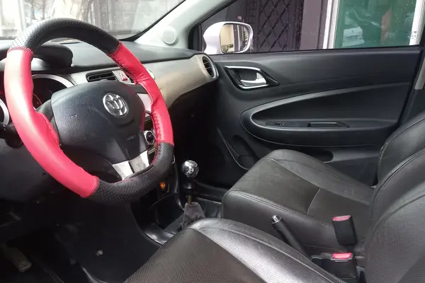 برلیانس، H220