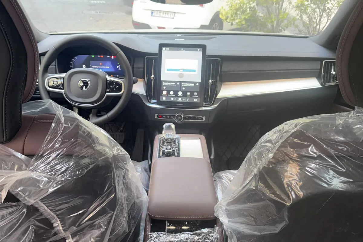 ولوو،  S90