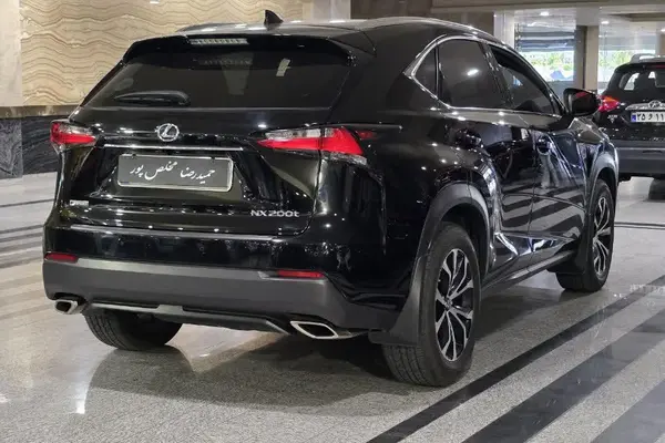 لکسوس  NX