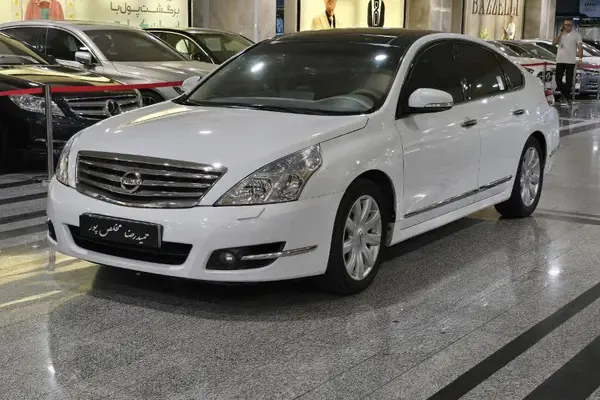 نیسان  تی ینا (مونتاژ)