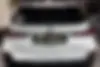 ب ام و،  iX1