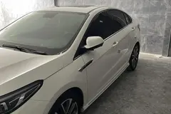 فونیکس، آریزو 6 پرو