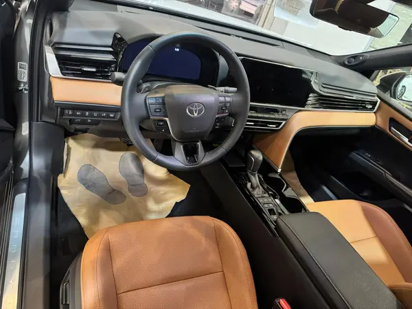 تویوتا، کمری هیبرید