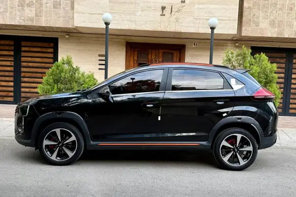 ام وی ام  X33 کراس