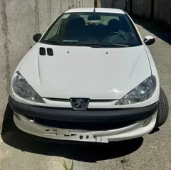 پژو، 206
