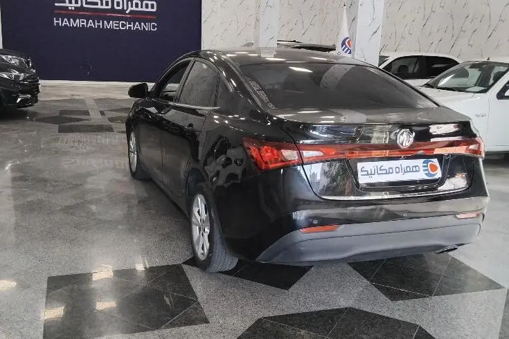 ام جی،  6