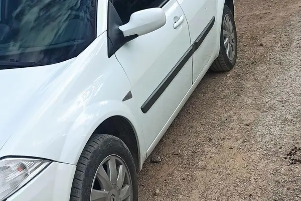 رنو، مگان (مونتاژ)