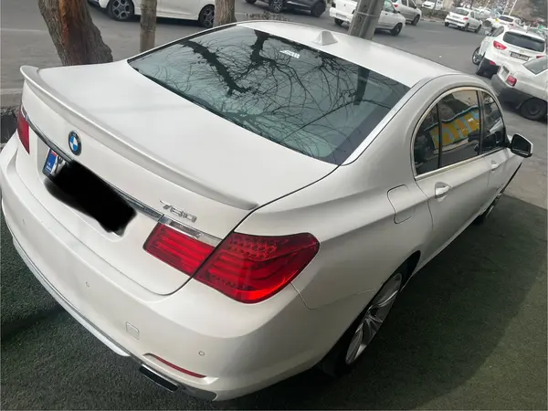 ب ام و، سری 7