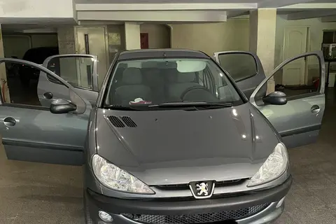 پژو، 206 SD