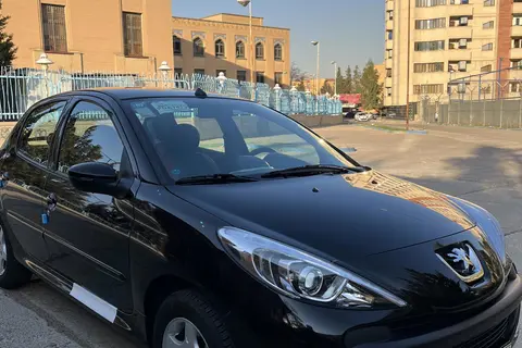 پژو، 207