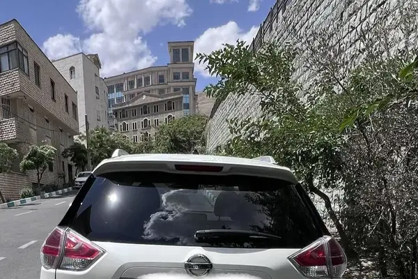 نیسان  ایکس تریل