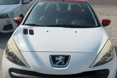 پژو، 207