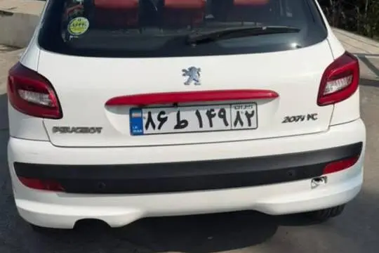 پژو،  207