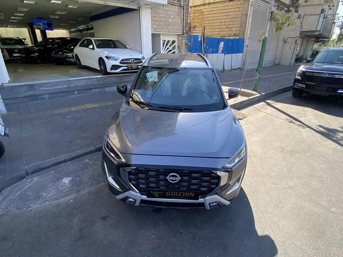 نیسان،  مگنایت