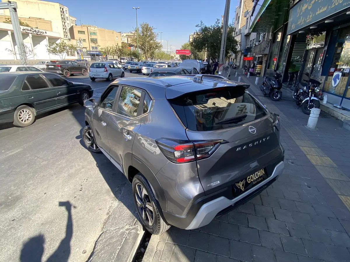 نیسان،  مگنایت
