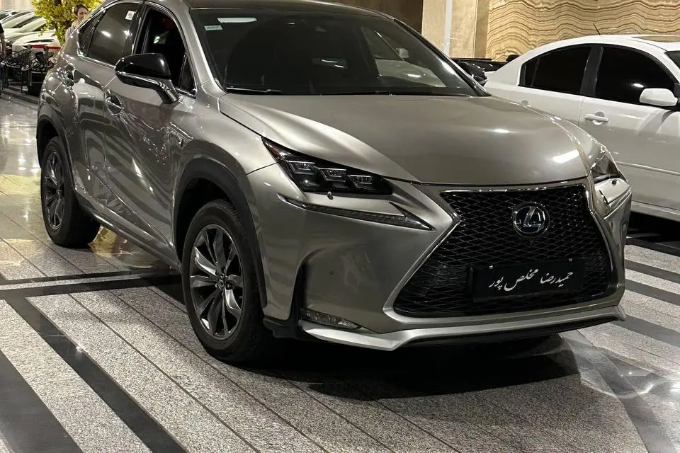 لکسوس  NX