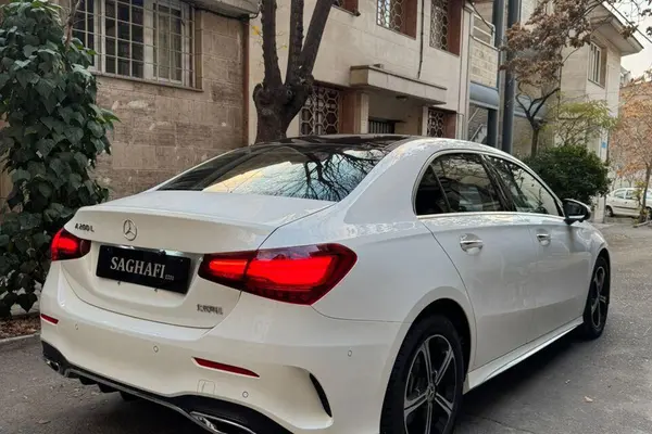 بنز، کلاس A سدان