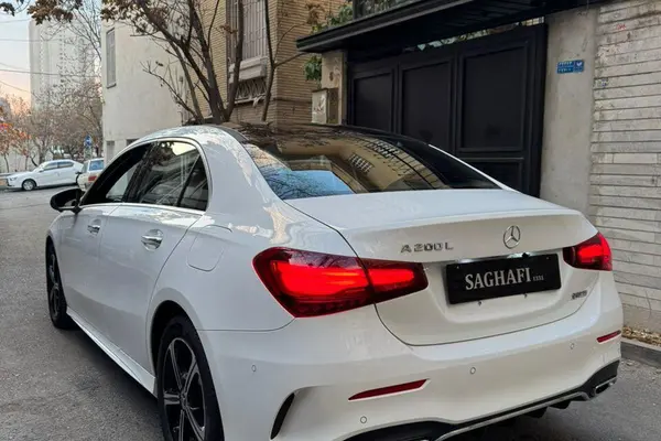 بنز، کلاس A سدان