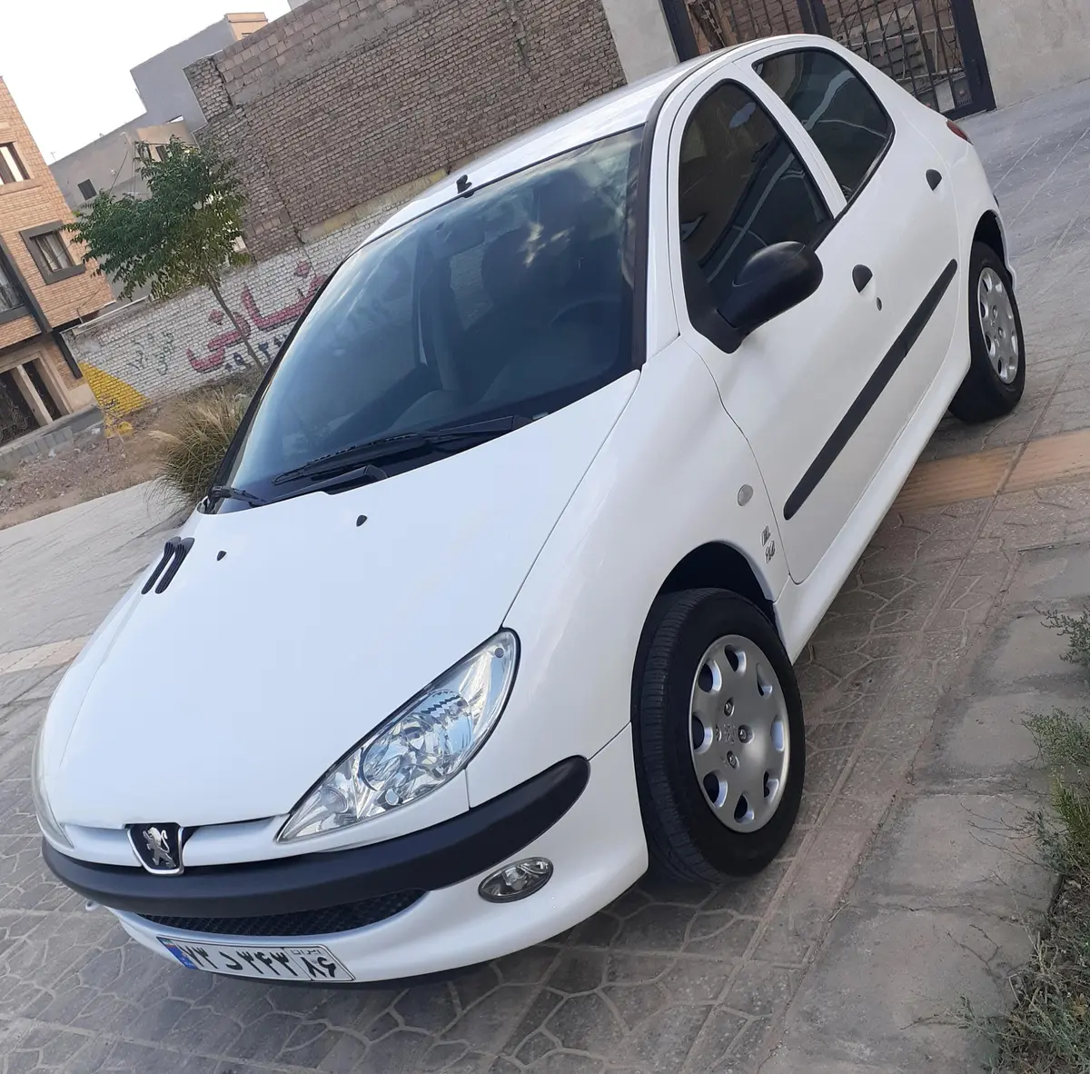 پژو،  206