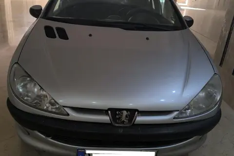 پژو، 206 SD
