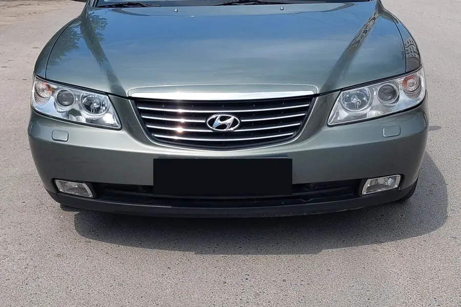 هیوندای، آزرا (گرنجور)